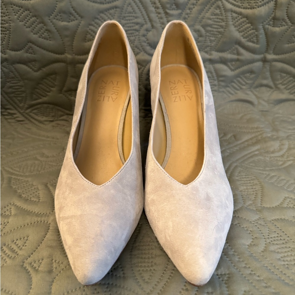 Naturalizer Gray Suede Chunky Heels - Size 8M